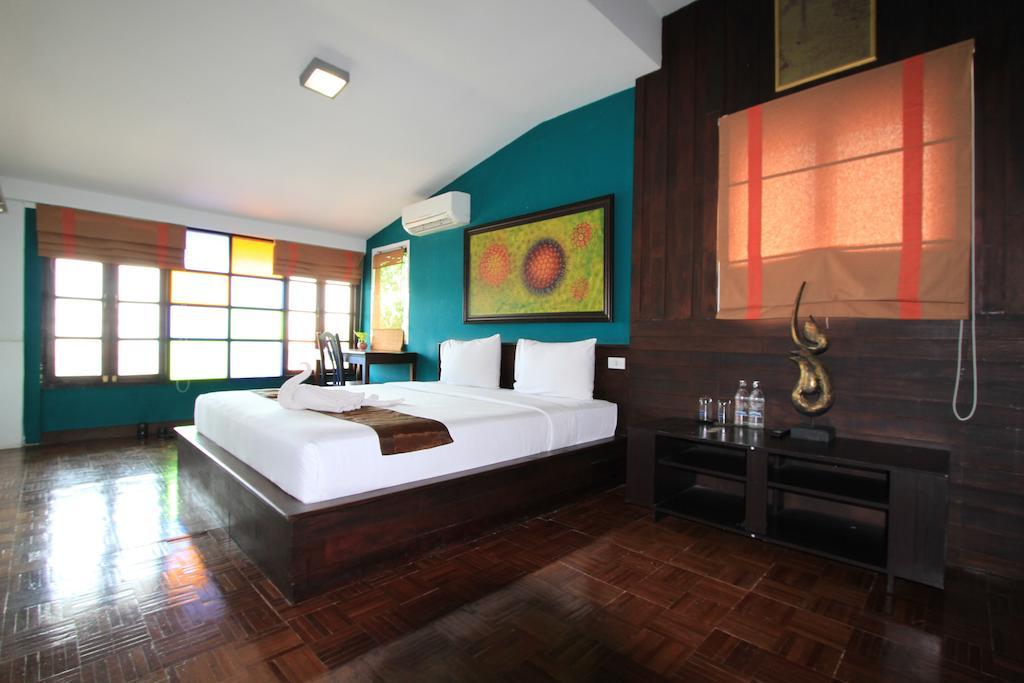 Tony'S Place Ayutthaya Bilik gambar