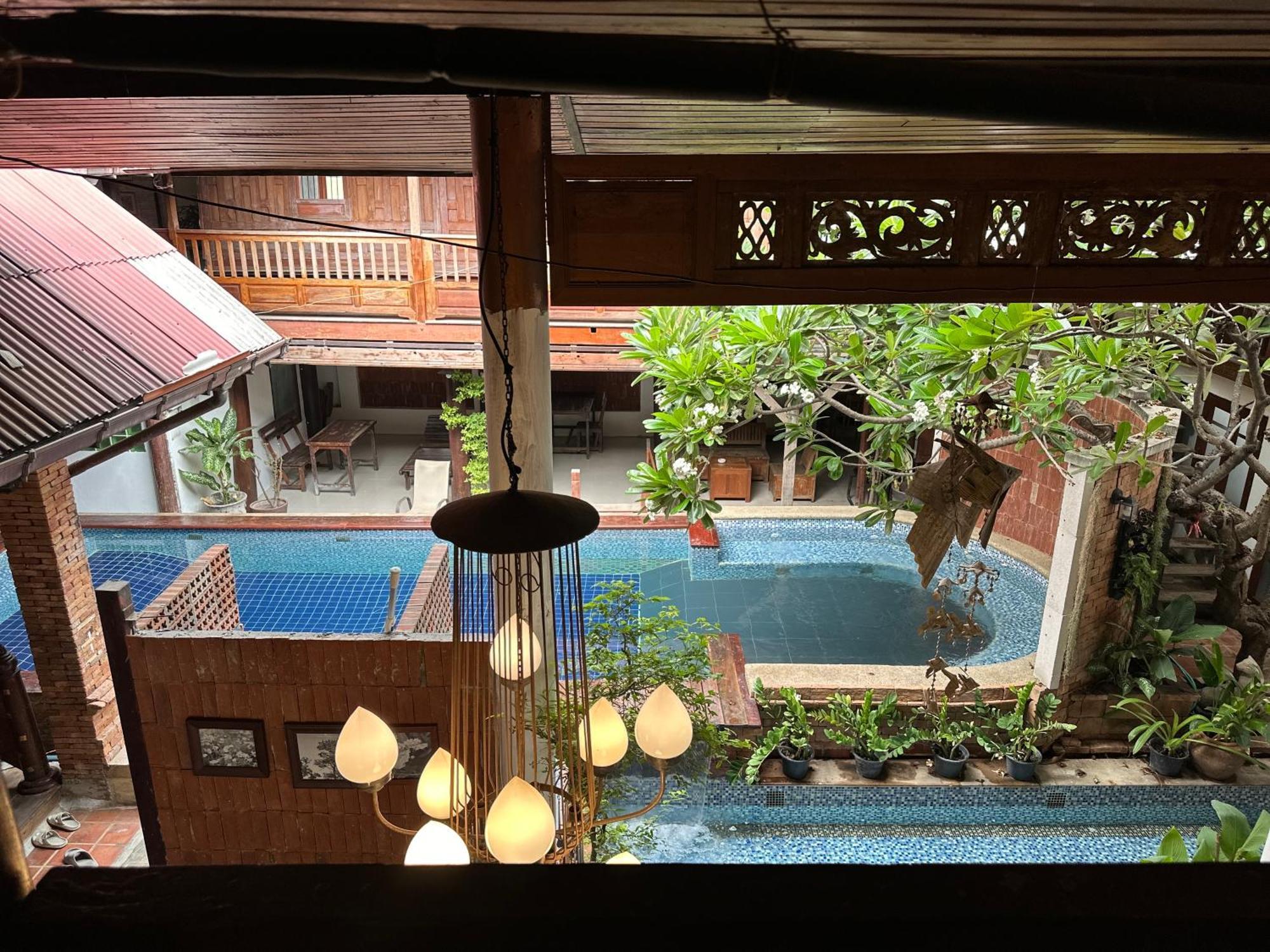 Tony'S Place Ayutthaya Luaran gambar
