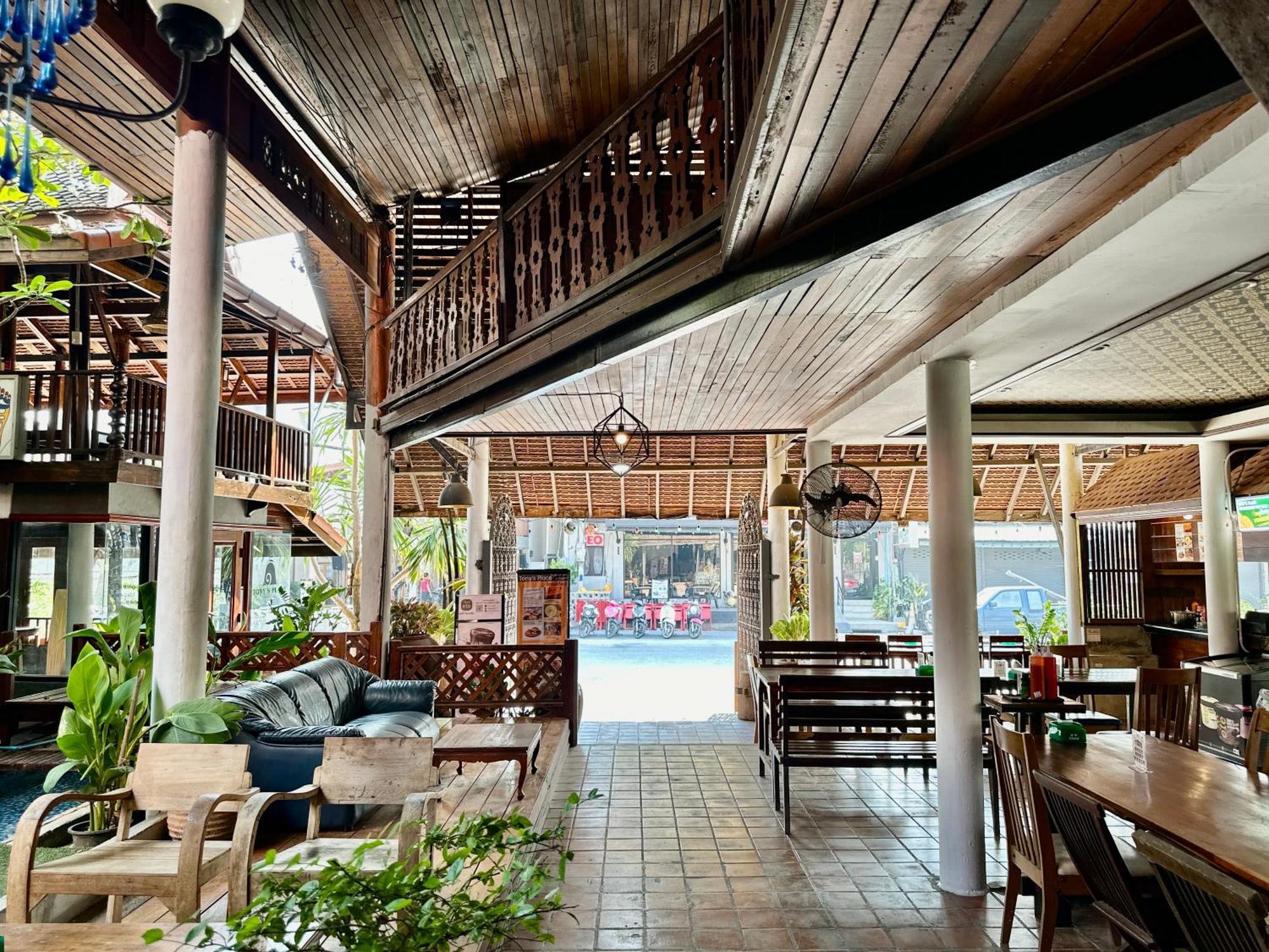 Tony'S Place Ayutthaya Luaran gambar