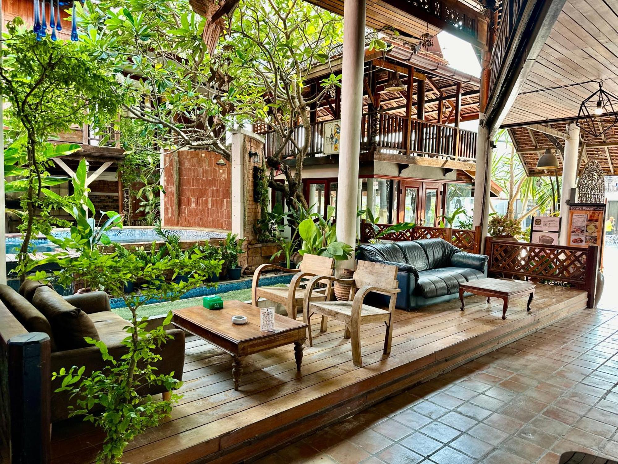 Tony'S Place Ayutthaya Luaran gambar